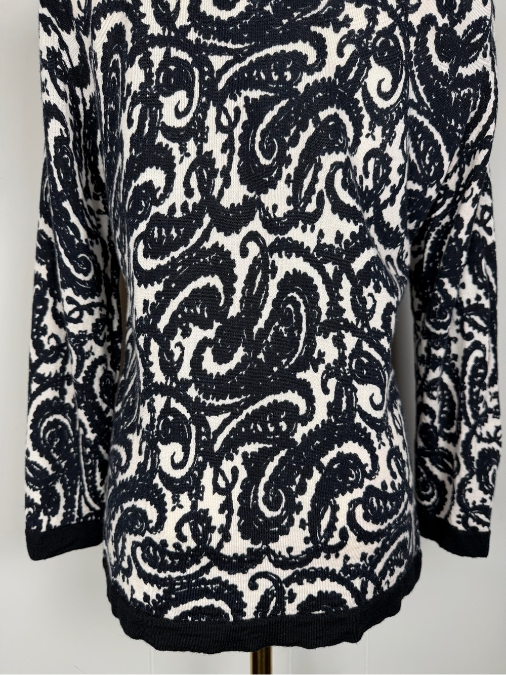 Talbots Vintage Merino Wool Women's Cardigan Sweater Size Medium - Picture 6 of 14